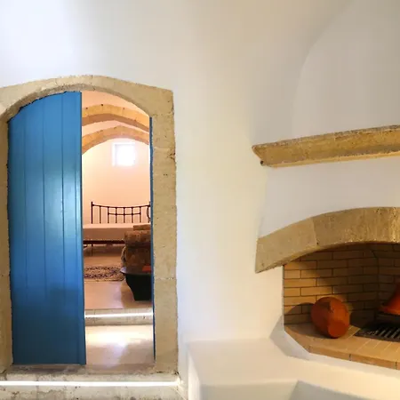 Traditional House In Mitata Next To The Canyon! Holiday home Kythira Town