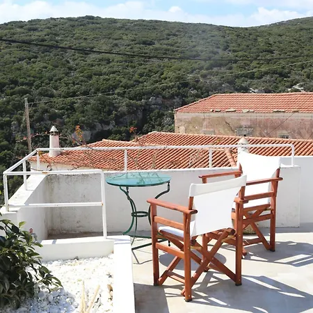 Holiday home Traditional House In Mitata Next To The Canyon!